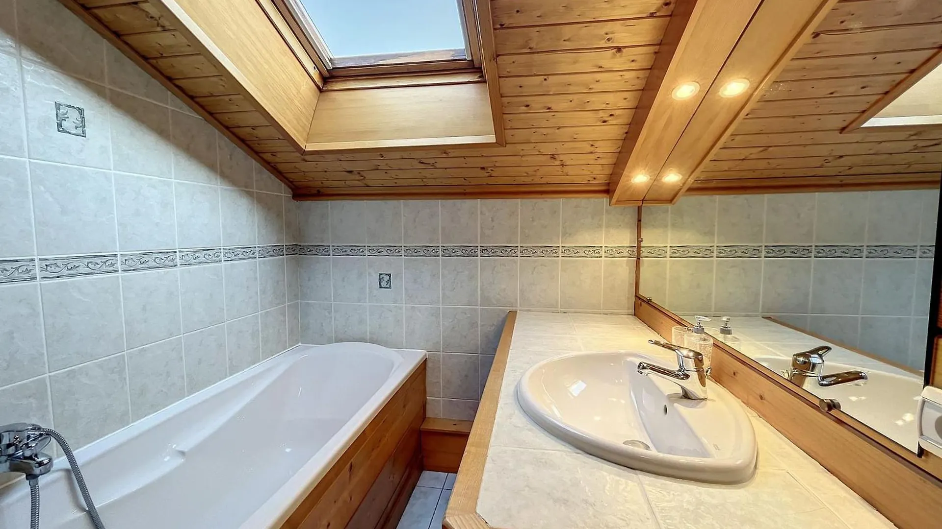 Chalet Servoz, 4 Pieces, 8 Personnes - Fr-1-507-1 Servoz