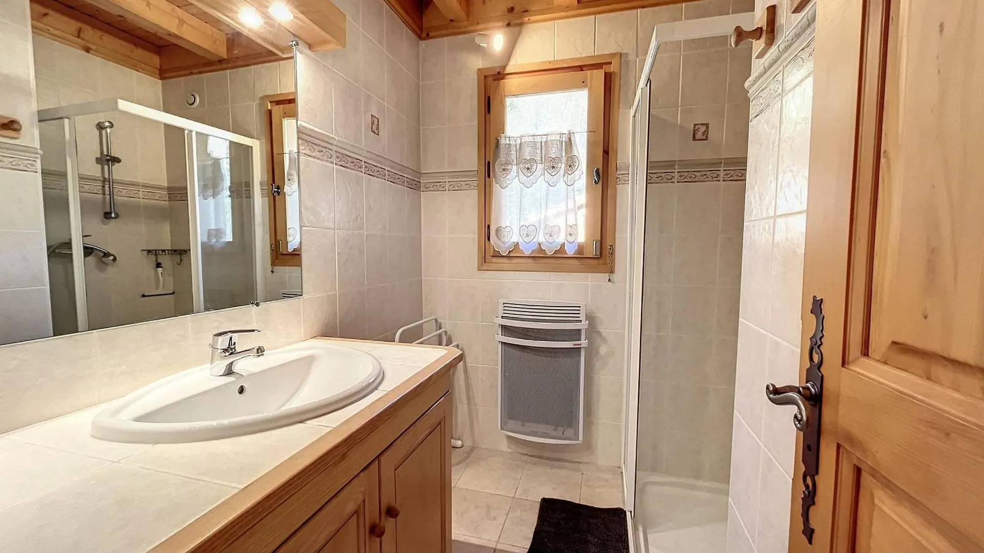 Chalet Servoz, 4 Pieces, 8 Personnes - Fr-1-507-1 France